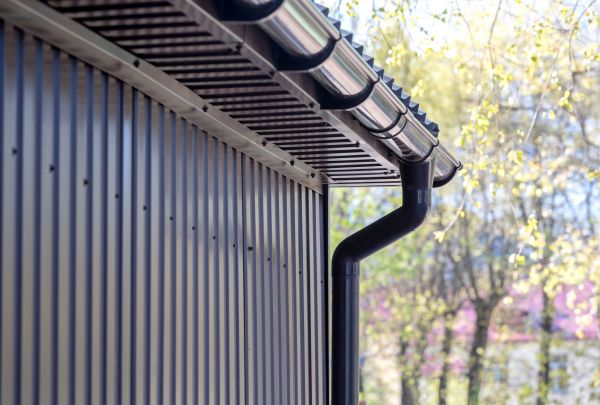 Sheet Metal Siding Repair in Richardson